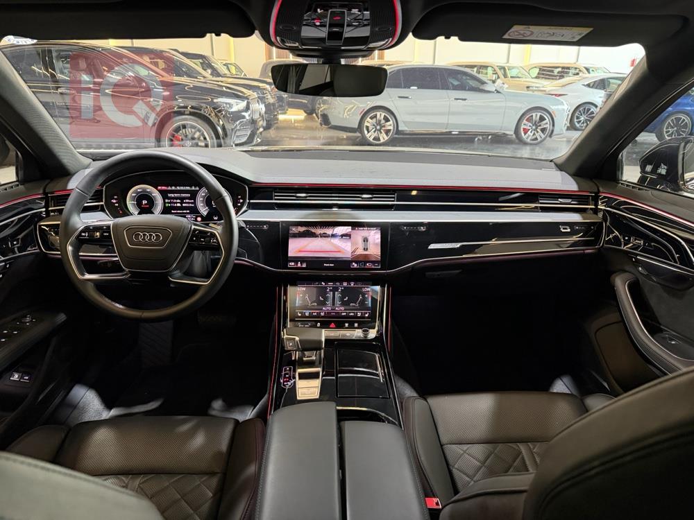 اودي A8